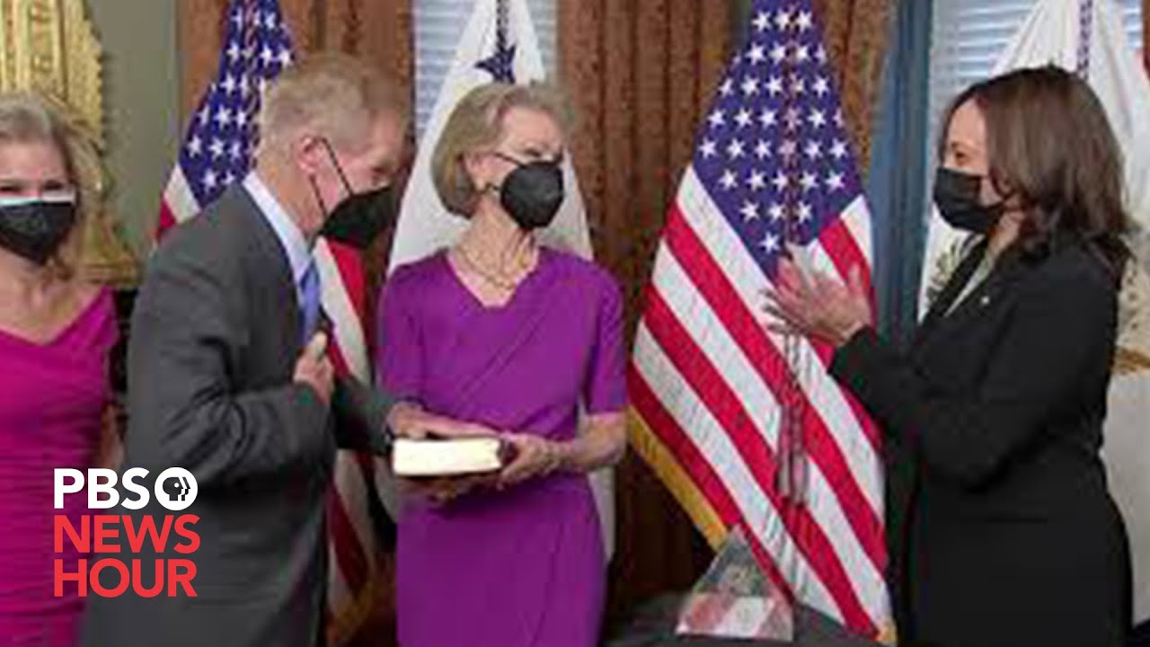 WATCH: Harris swears in NASA administrator, Bill Nelson