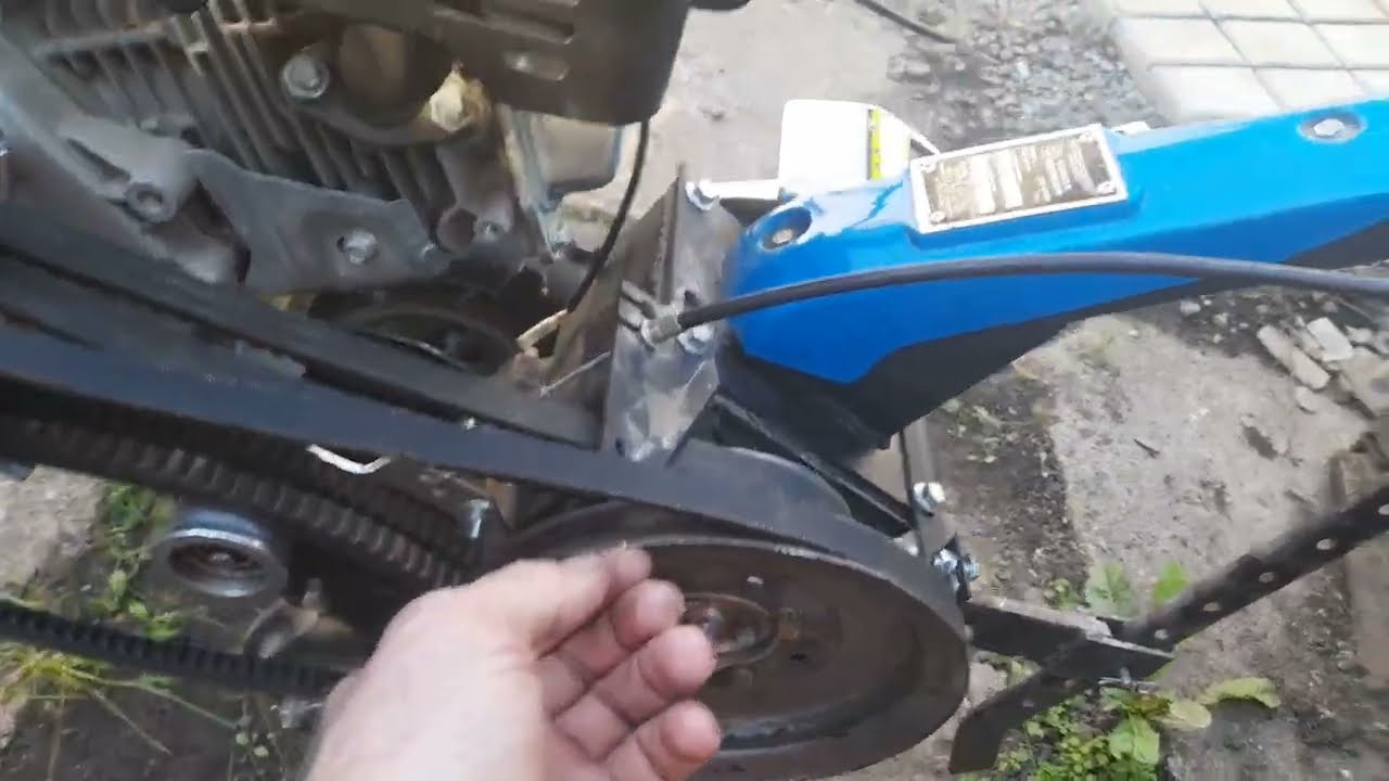 Правда про ДТЗ-470 БН - одні матюки.