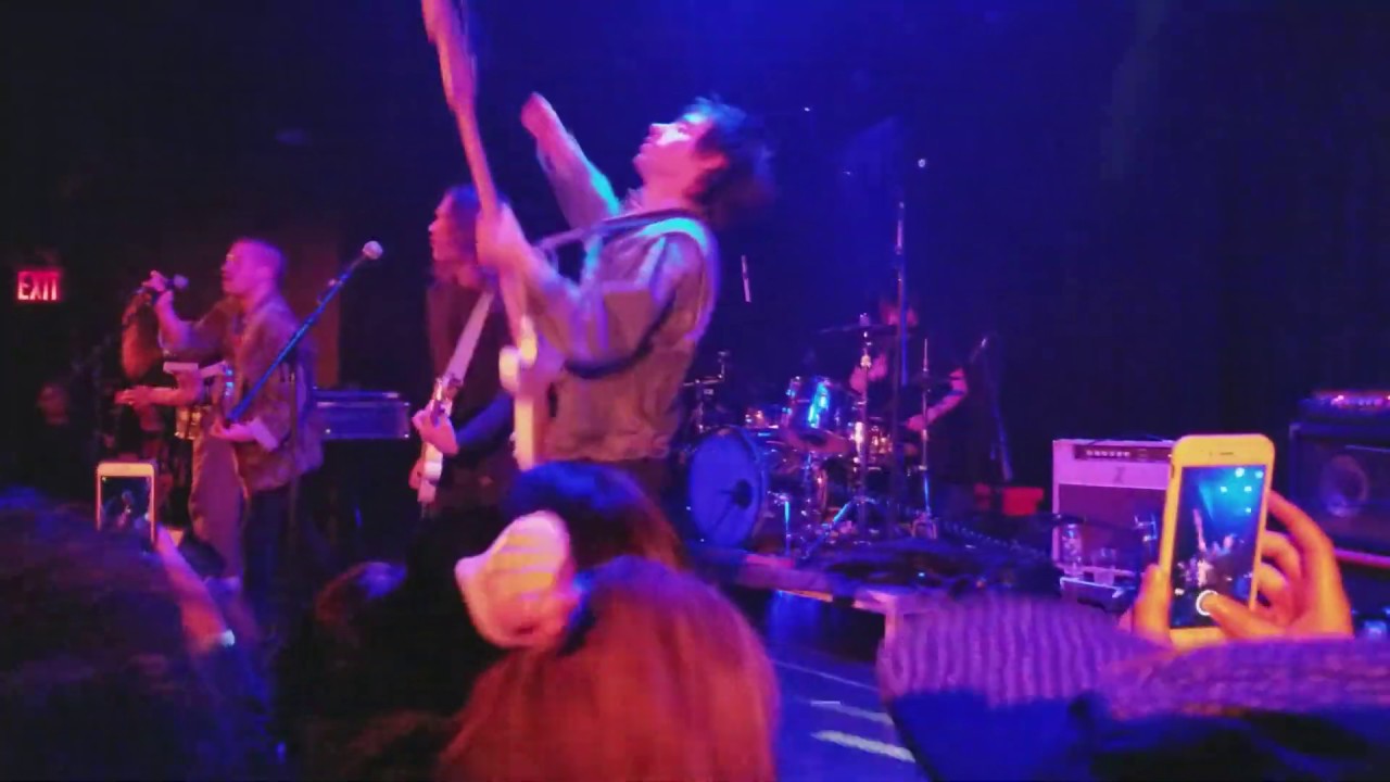 White Reaper live at Le Poisson Rouge - The World's Best American Band (Live)