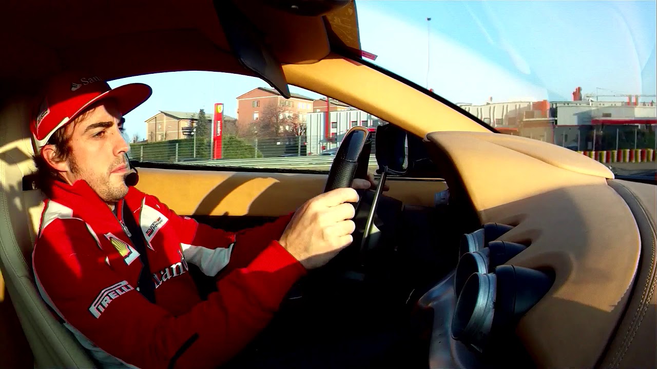 Fernando Alonso prova la Ferrari F12 BERLINETTA a Fiorano