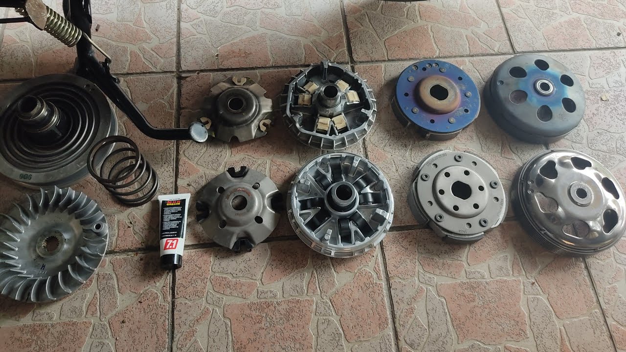 XMAX Malossi Full CVT kit! (with SUBTITLE)