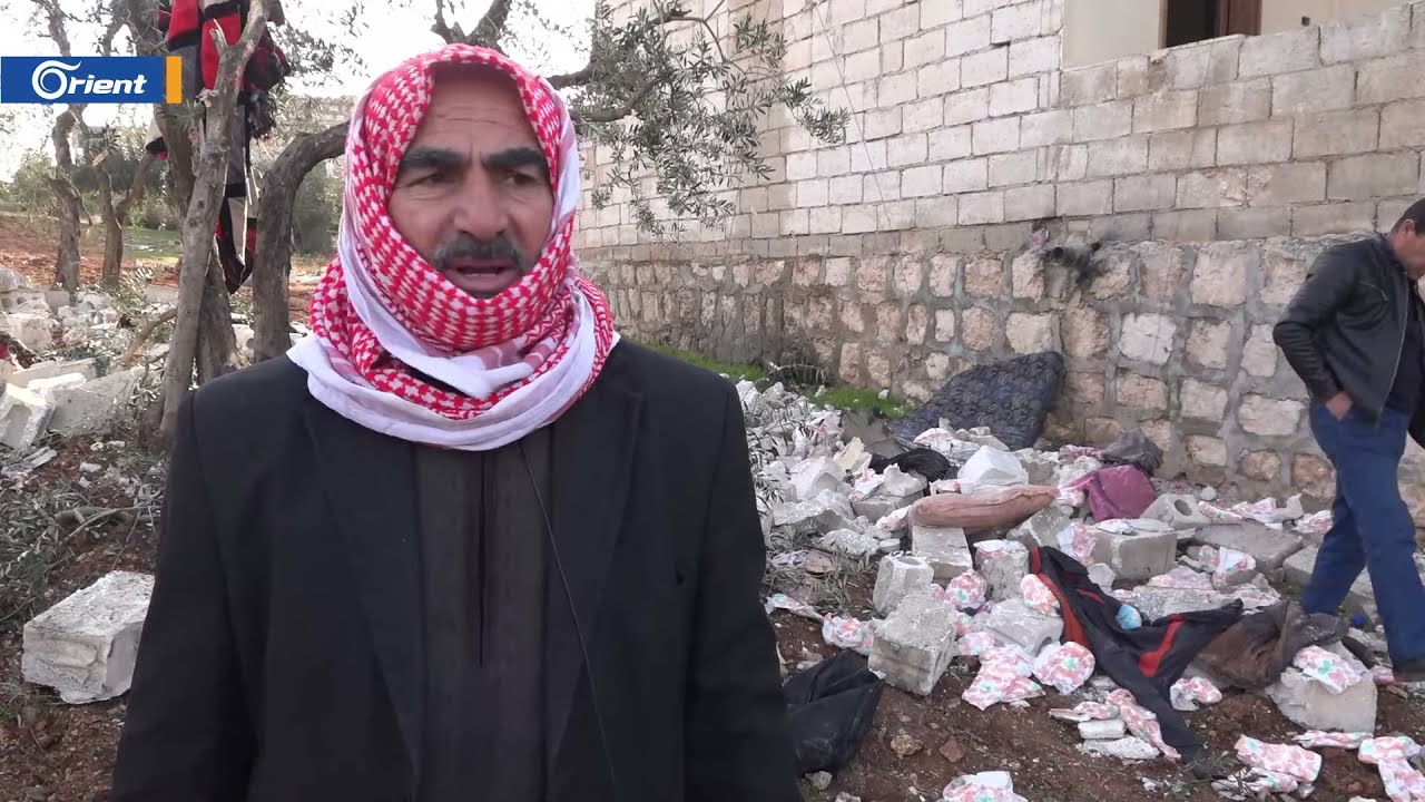 ليلة مرعبة.. كاميرا أورينت ترصد شهادات الأهالي في محيط الإنزال الجوي الذي شهدته منطقة أطمة بريف إدلب