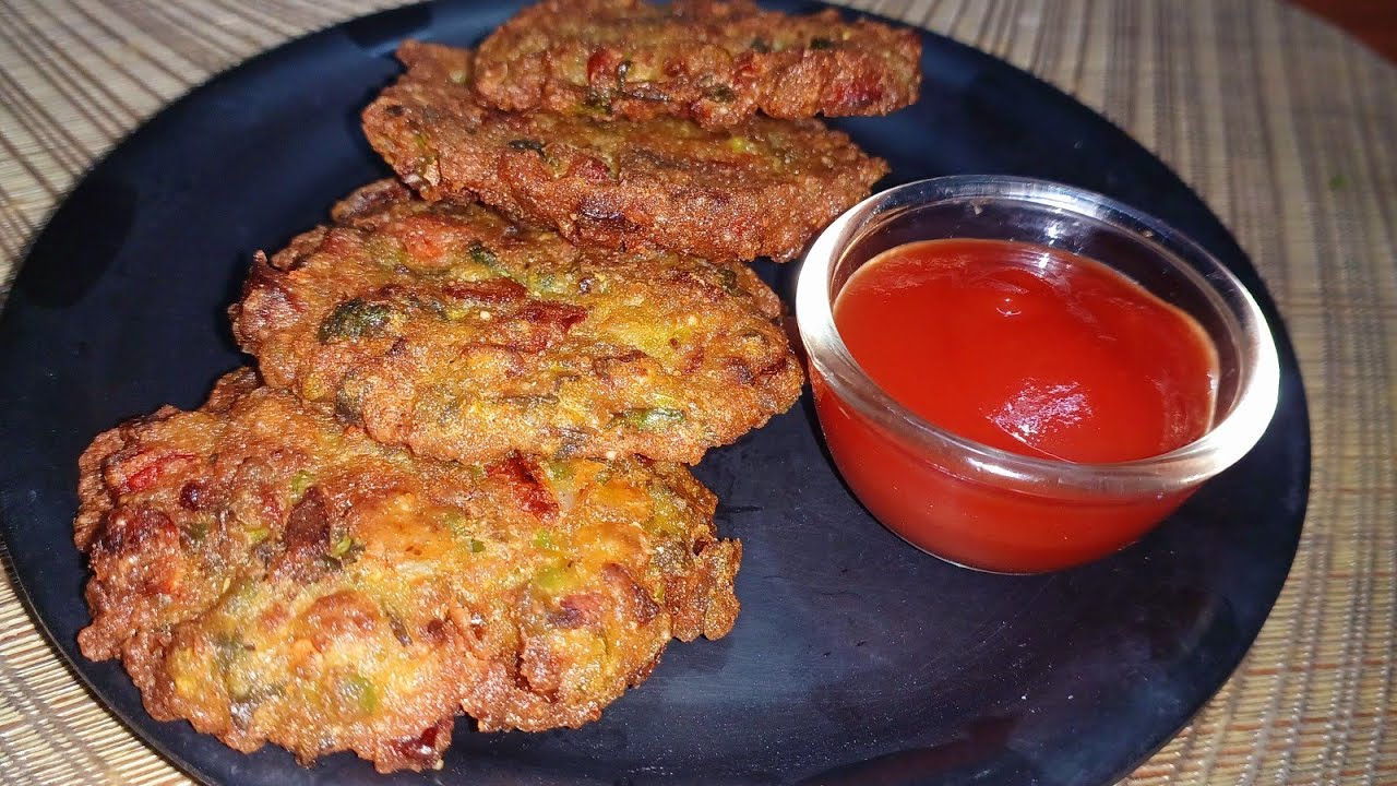 कच्चे चावल और हरे मटर से बना यह कुरकुरा नाश्ता! 