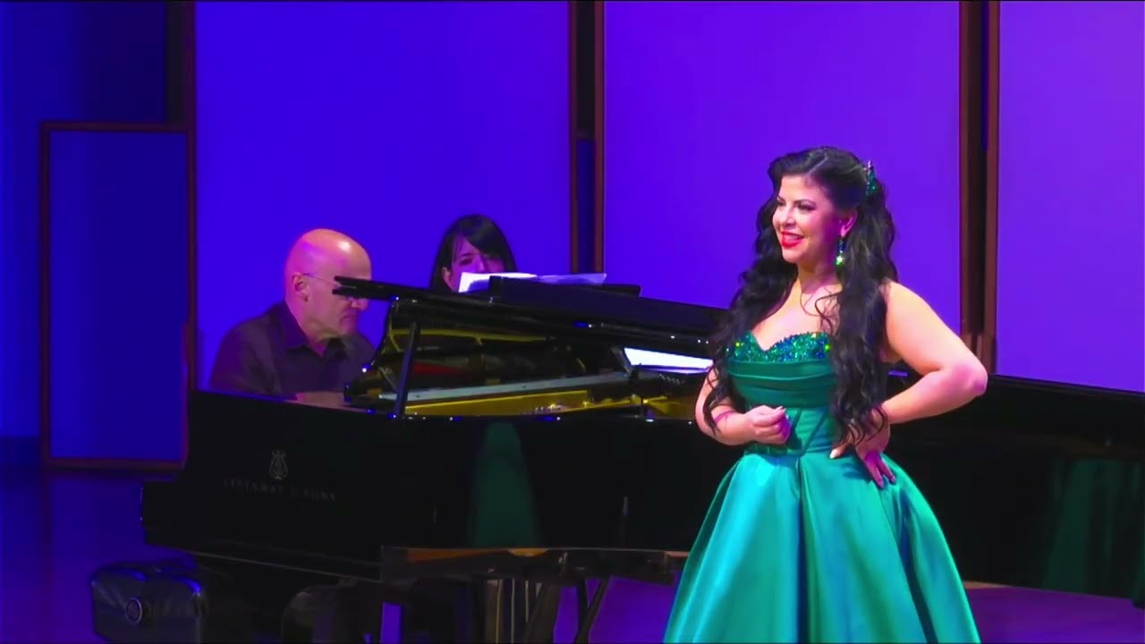 Laura León Soprano Canta Ruiseñor- Doña Francisquita 