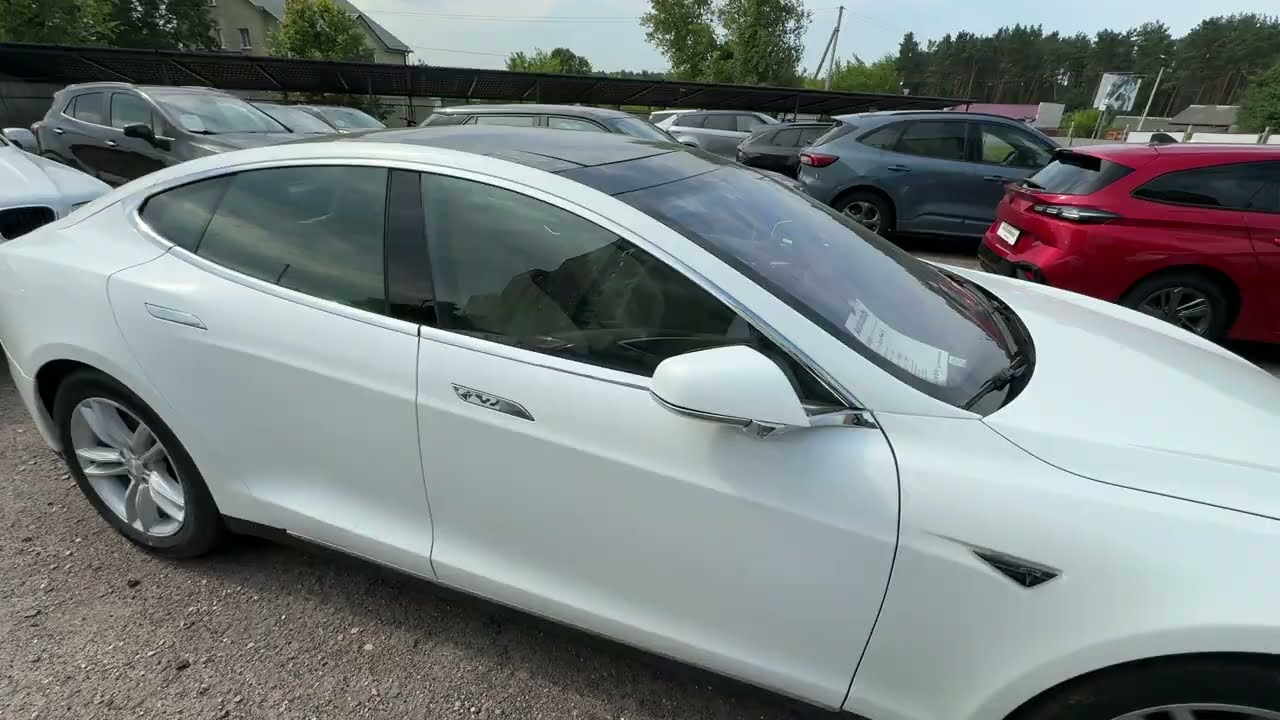 Продаётся Tesla Model S I, 2015 г.