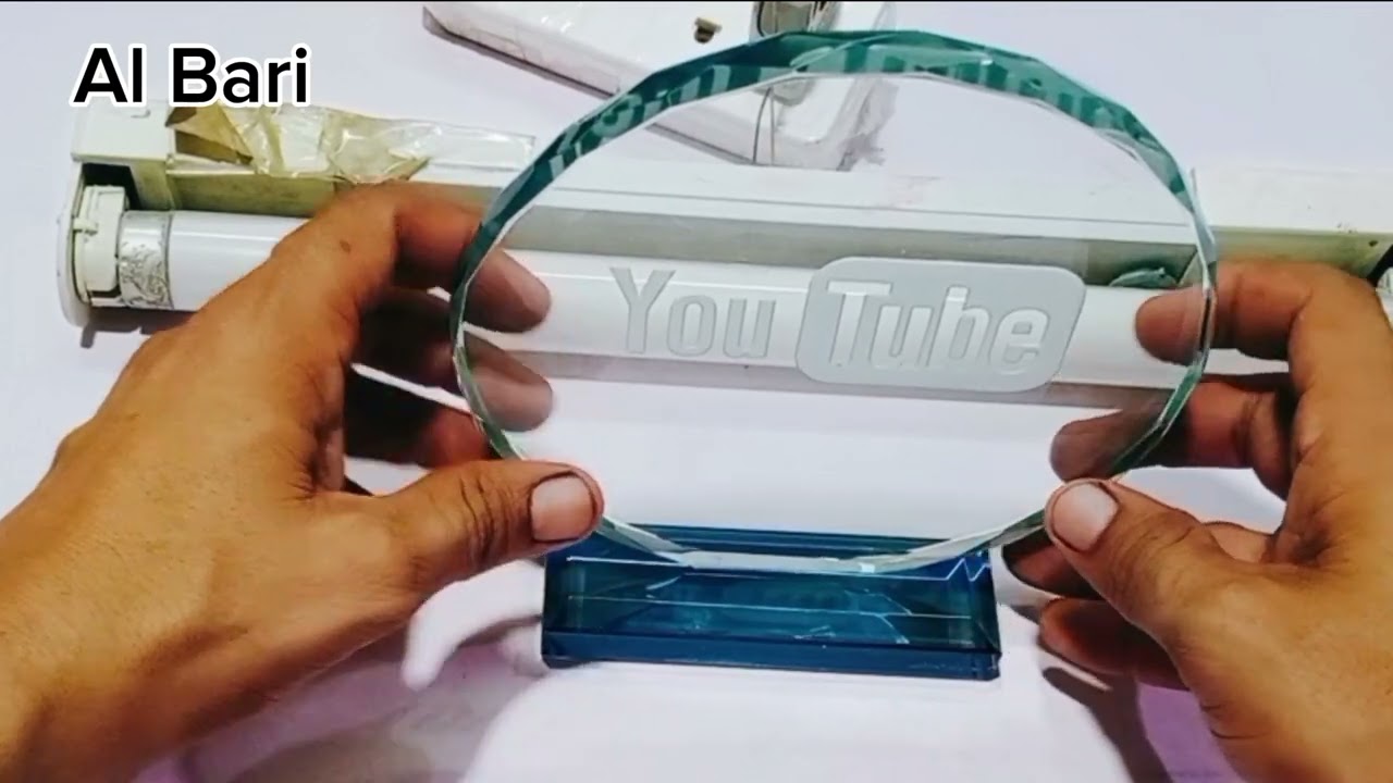 Essay Way To Joint Glass Shield
