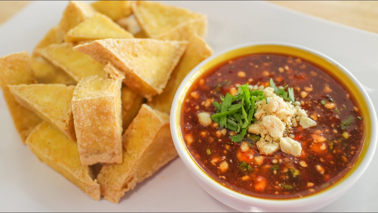 Fried Tofu w/ Sweet Chili Peanut Sauce Recipe เต้าหู้ทอด - Hot Thai Kitchen