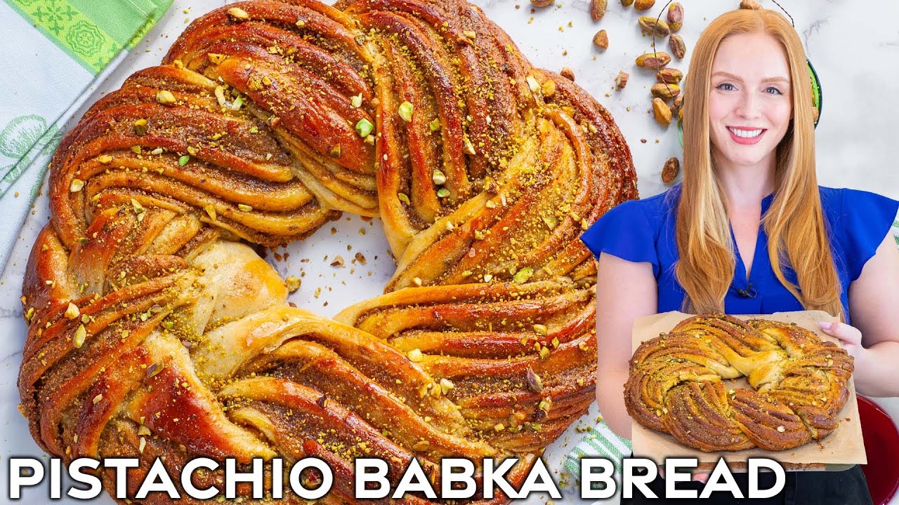Удивительный рецепт венка из медово-фисташкового хлеба-бабки!