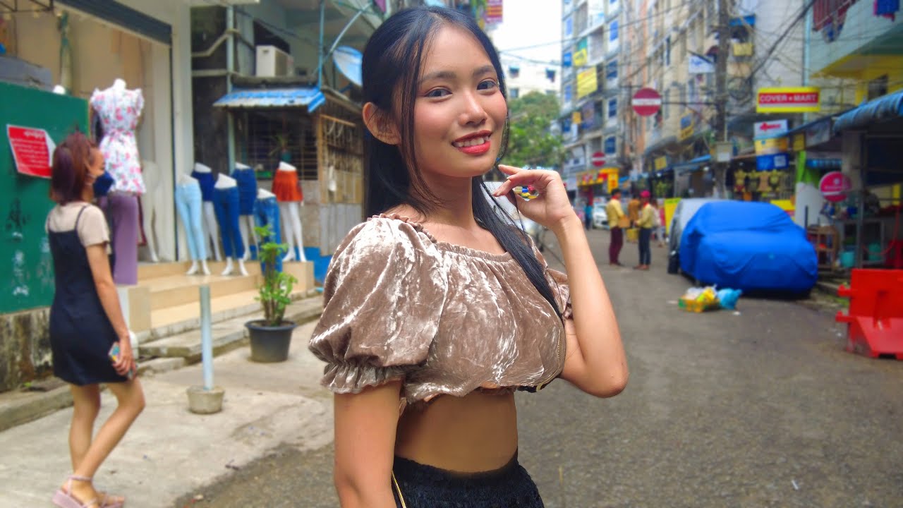 Join my day tour of Yangon