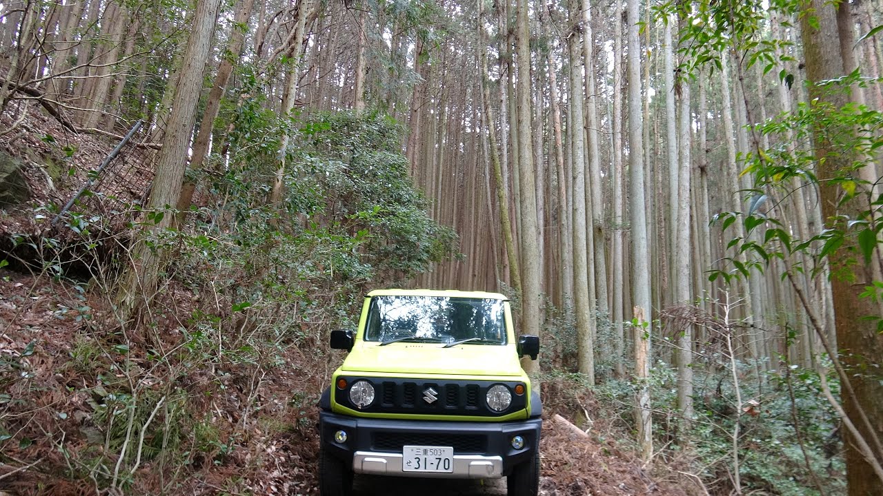 麻柄神社への激狭路　伊賀市喰代（ほおじろ）