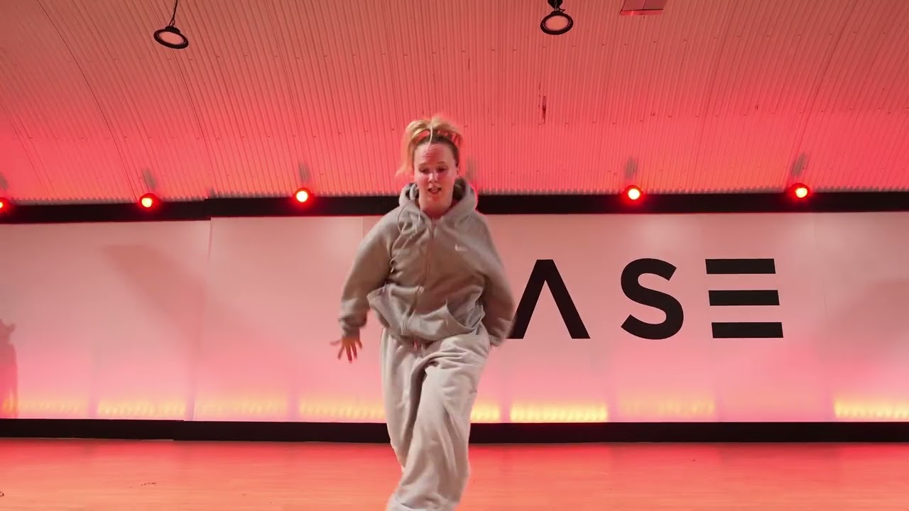 Choreography by Diezel Morar ✨ danced by me! #londondancer #commercialdance 