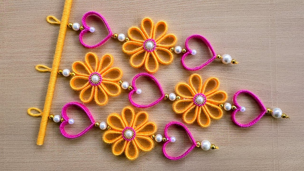 Plastic Bottle Wall Hanging - Woolen Wall Hanging  - Wall Decor Ideas with plastic bottle - DIY