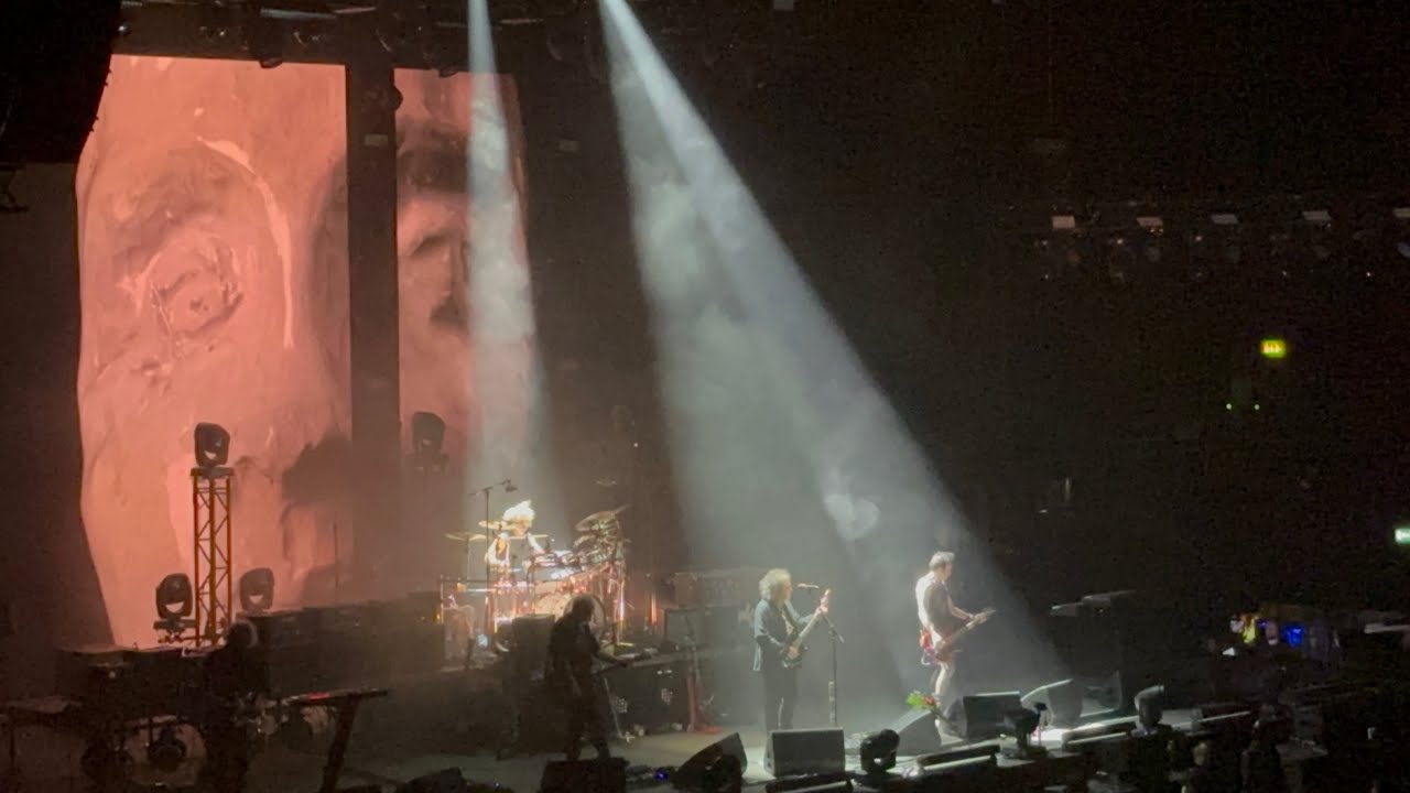 The CuRE - The Figurehead - London / Wembley Arena - 12.12.2022