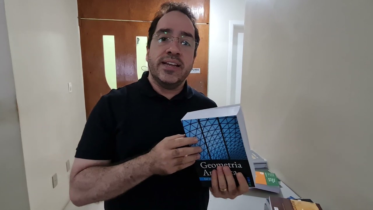 O melhor livro de Geometria Analítica do Mundo indiano agora na VESTSELLER  ! Em PORTUGUÊS !
