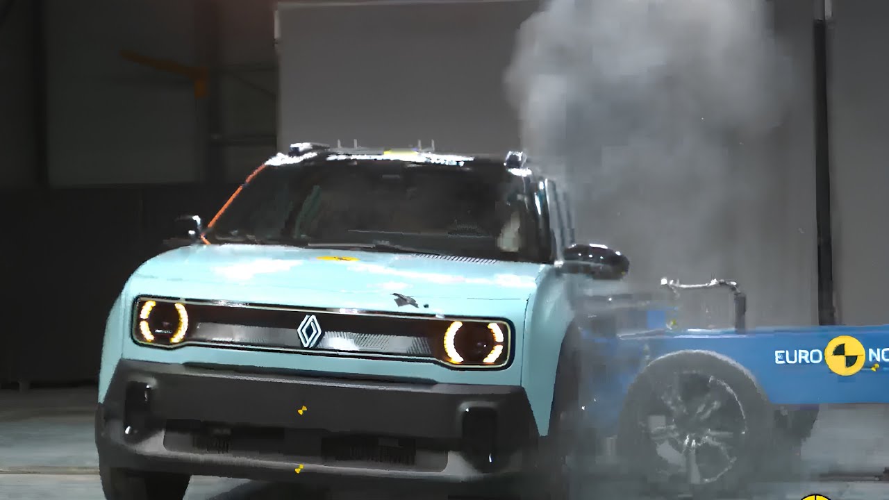 2025 Renault 4 E-Tech Electric Crash Test