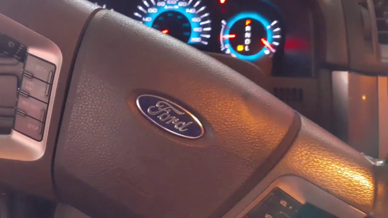 Fusion 2.5 ano 2012 carro endurecendo a direção.