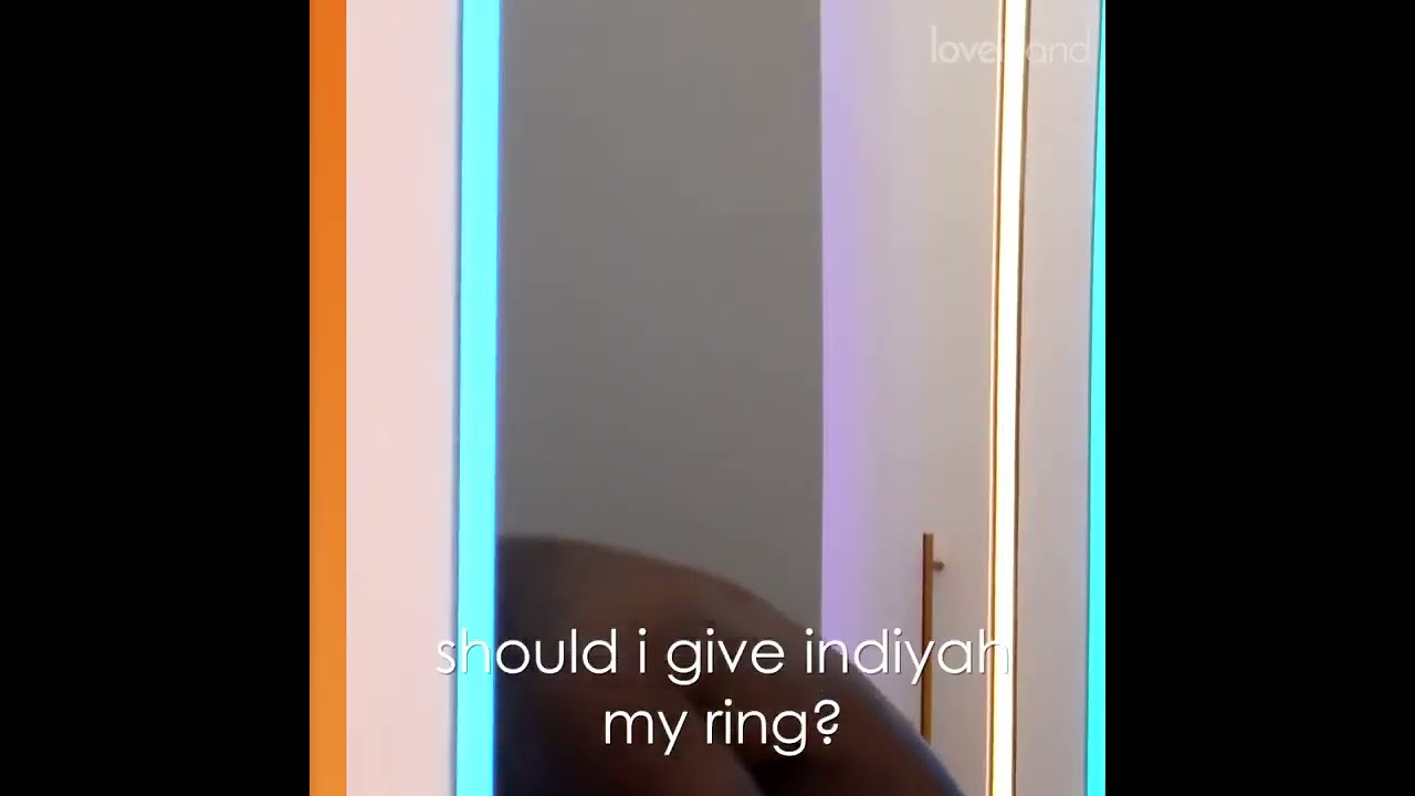 The boys pack the girls cases for Casa Amor! Love Island UK 2022