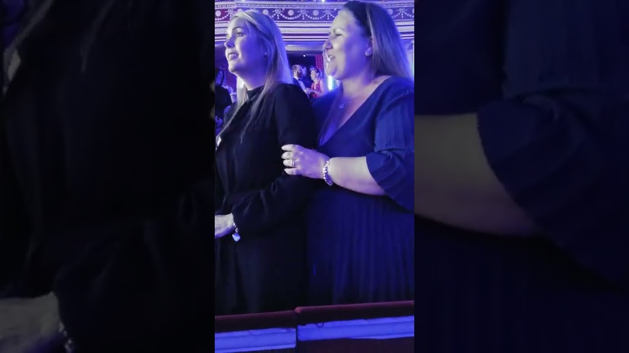 Robbie Williams Royal Albert Hall Monday 7th November 2022 - For Claire Sisk - She's the One !