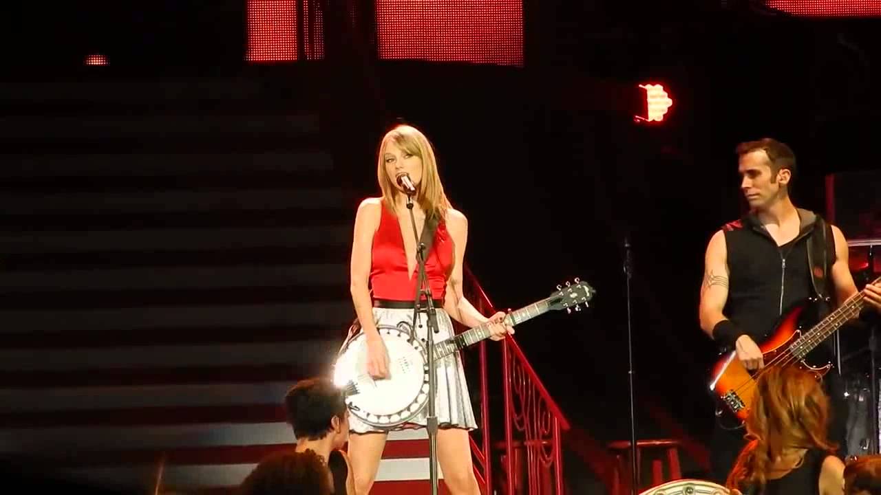 Mean - Taylor Swift (Red Tour Brisbane AU) HD