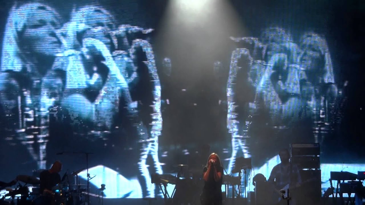 Portishead - Silence (Live) - Nuits de Fourviere, Lyon, FR (2014/07/15)