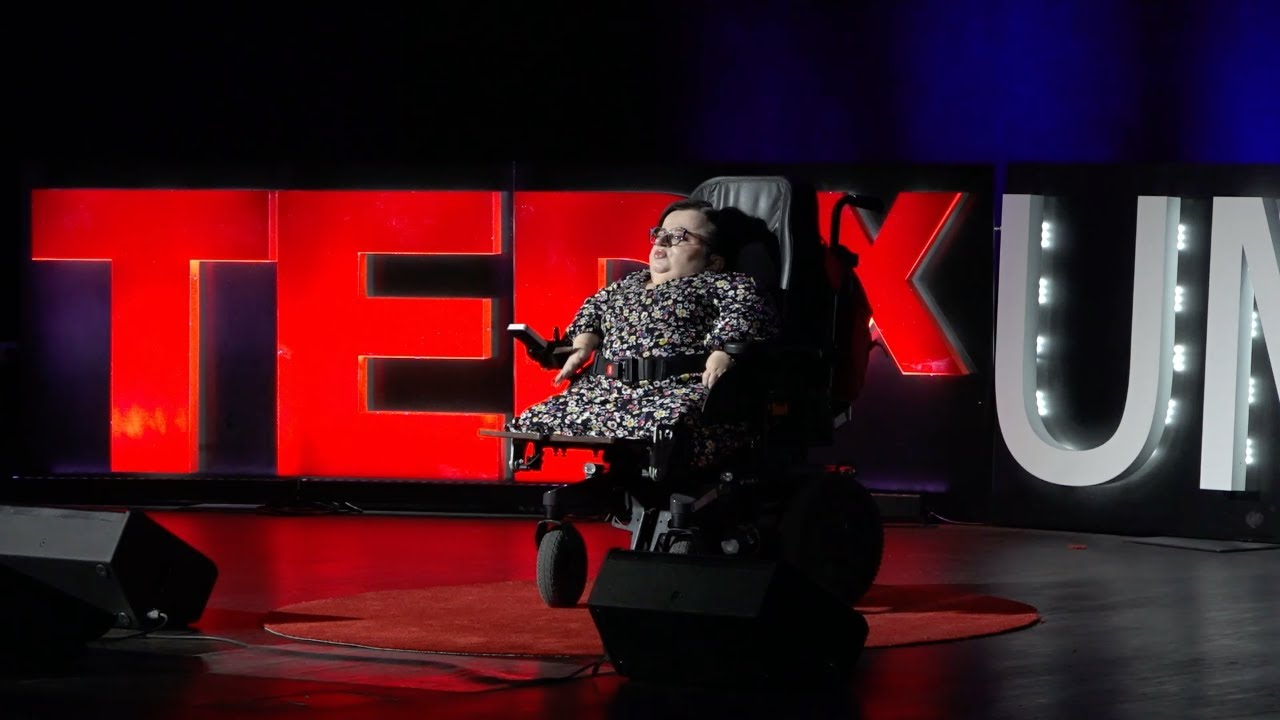 Życie z wrodzoną łamliwością kości. | Bogumiła Siedlecka-Goślicka | TEDxUMED
