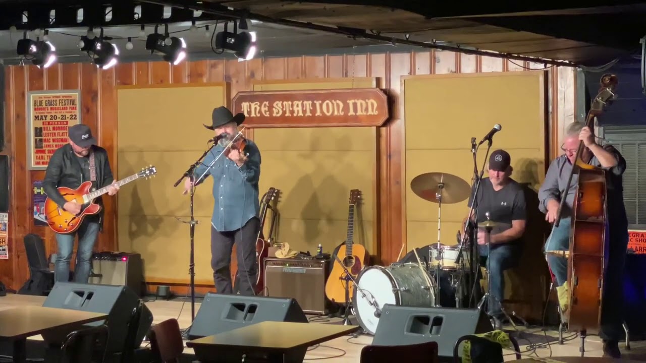 “Curly Headed Baby” Live From The World Famous Station Inn - Country Swing Guitar