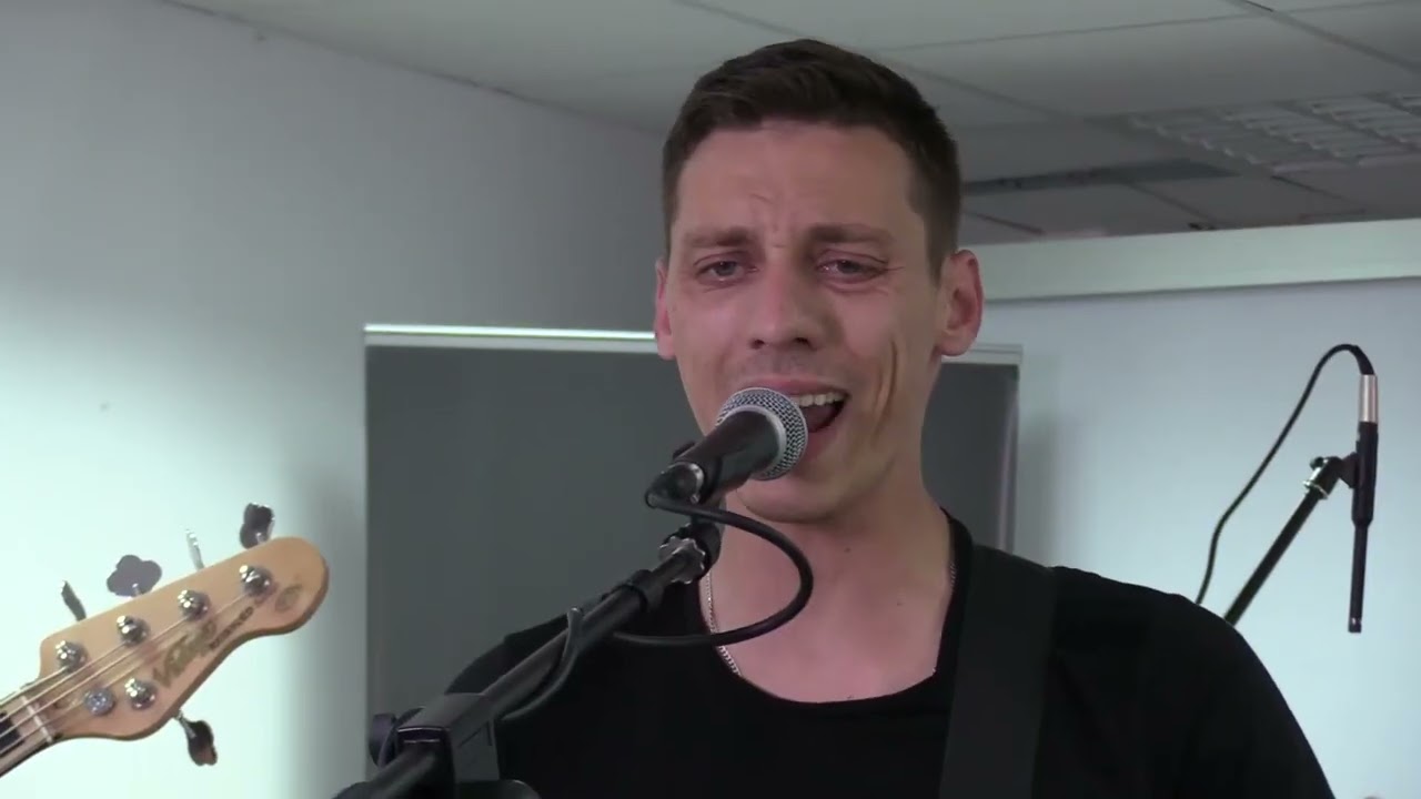 Atomsko skloni&scaron;te Treba imat du&scaron;u cover by Rock Solid Birač