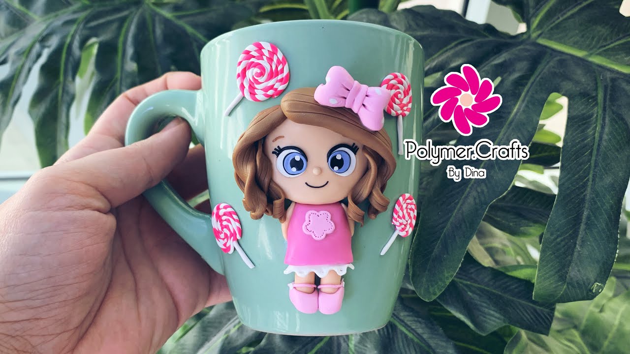 Polymer clay cute doll on a mug - بنت صغيرة عسولة جداً بالصلصال الحراري