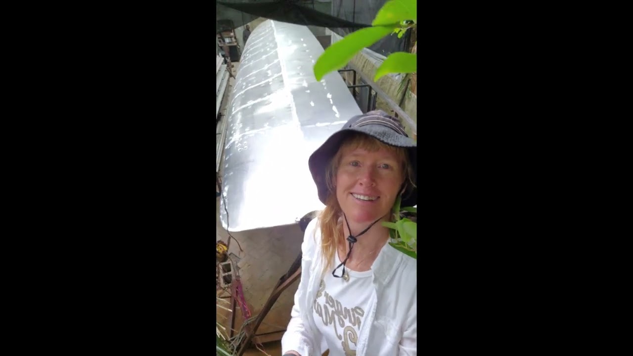 Turning the 1st hull of a Mumby 48 home build