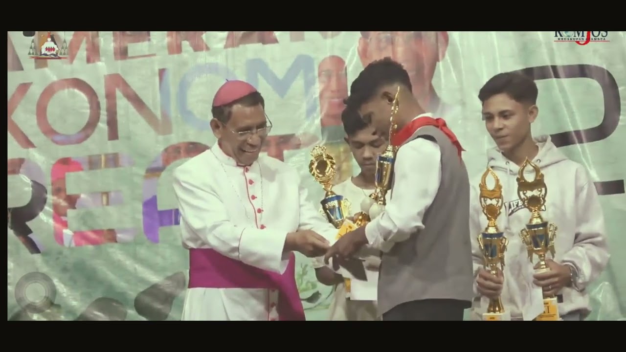 Profile Paroki Gereja St. Maria Bunda Penebus Umanen Fatuketi dan Kegiatan OMK Paroki.