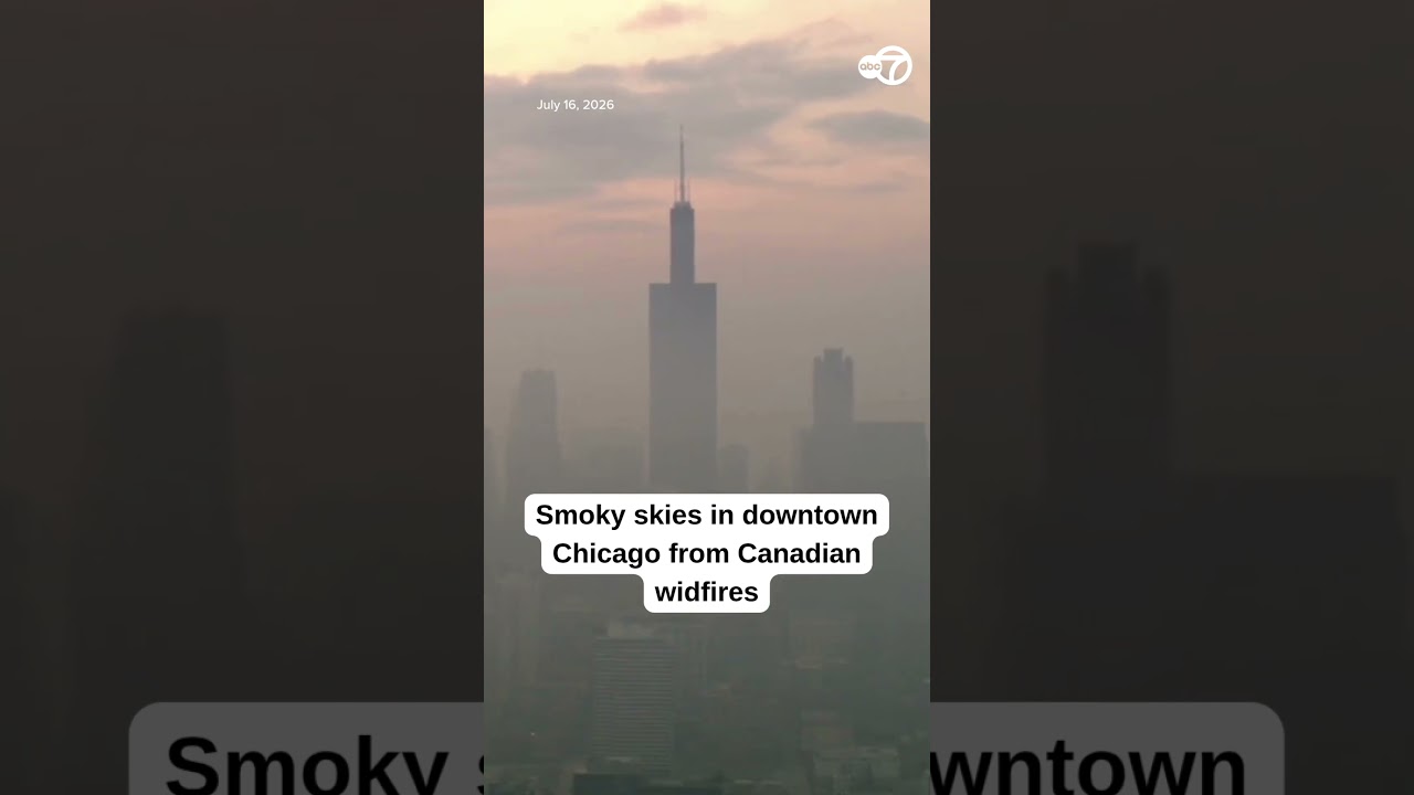 Smoky skies in downtown Chicago