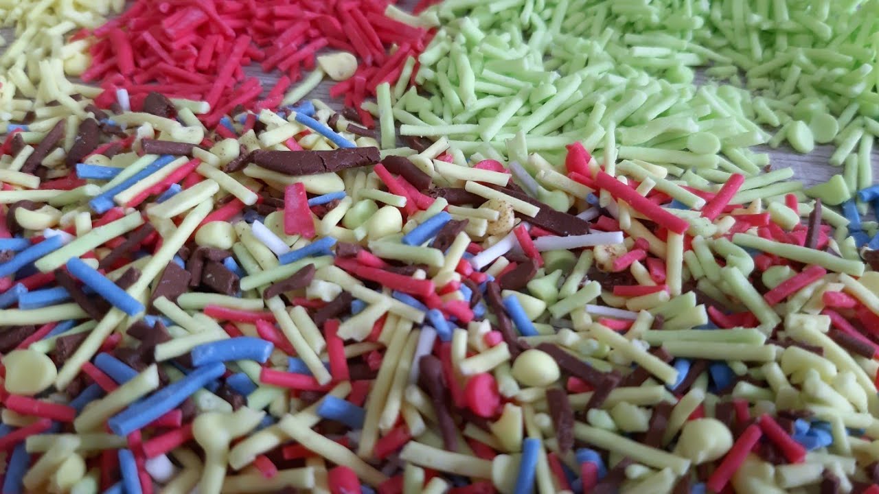 Vermicelles multicolores |au chocolat facile et rapide | فارميسال ألوان لتزيين الحلويات