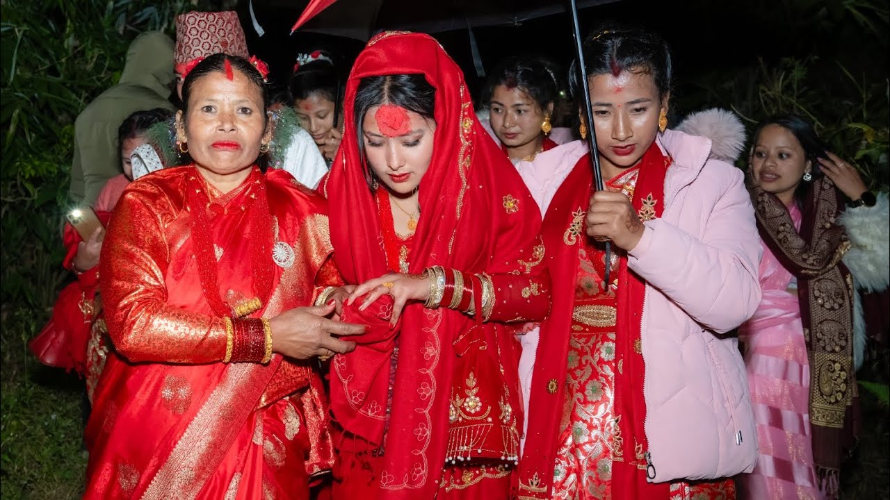 Alina weeds Sunesh💕❤️ 2082-08-19  Part - 4 घरमा  भित्र्याको 🥰 #weeding @suneshshakya8214 