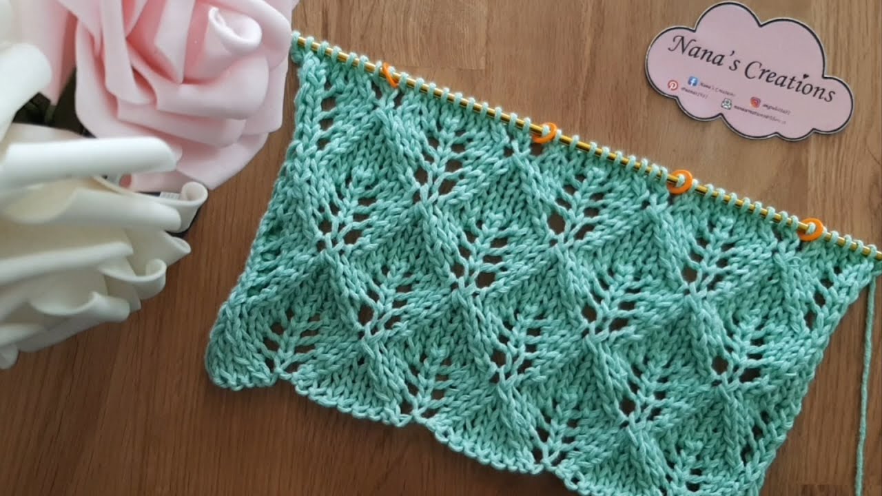 Motivo foglie ai ferri n°572 / Knitted leaves / Hojas a dos agujas