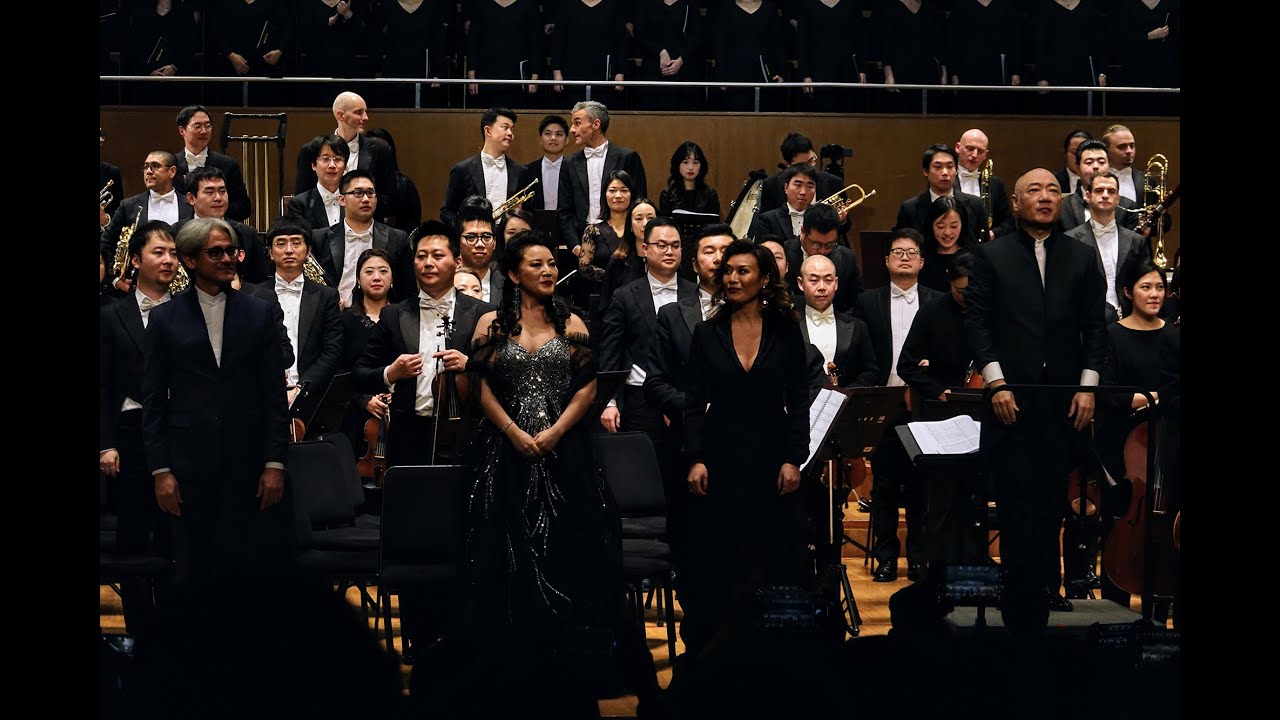 Finale of Mahler's Resurrection from Xu Zhong and Shanghai Opera
