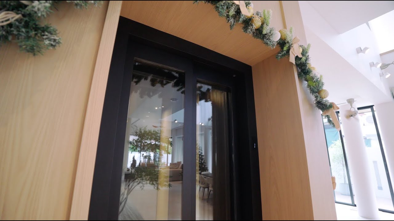 Bungalow Lift Ideas for Home & Family Lifestyle | Christmas Edition | Black Lift