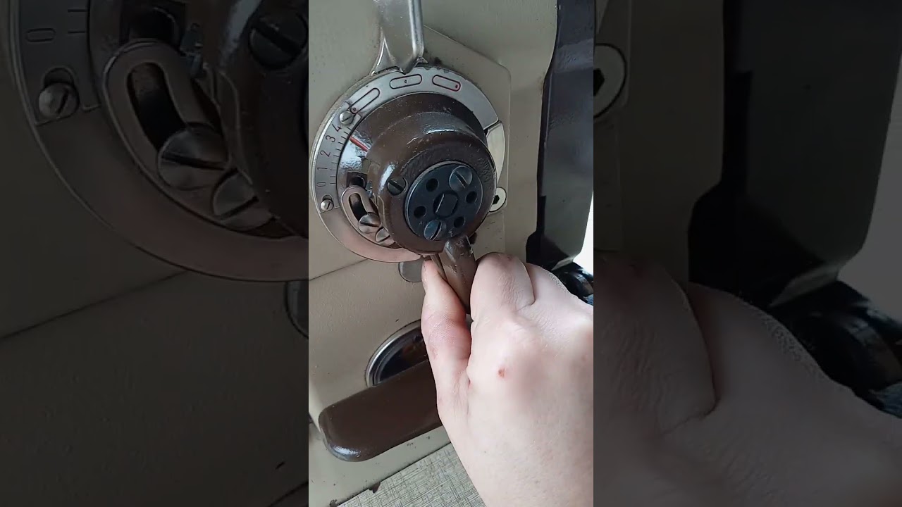 Mașina industriala Pfaff 438 zigzag