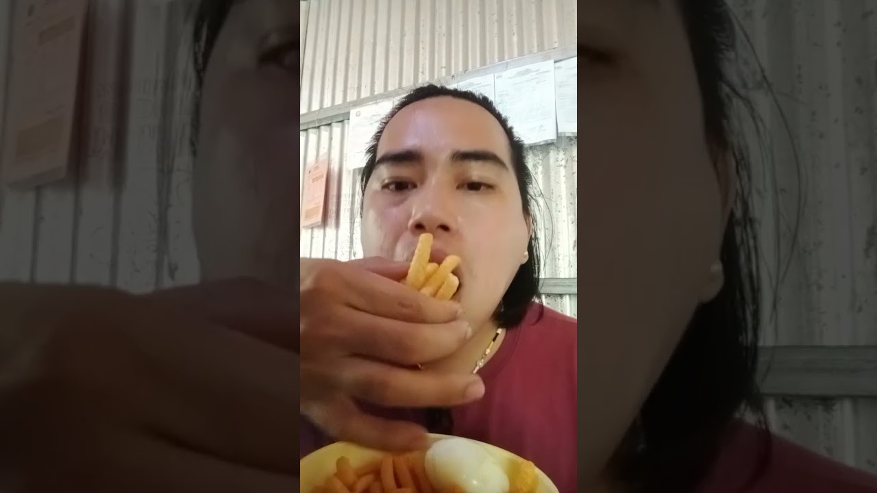 Eating boiled Oishe and crispy Egg 😁 #followers @highlight