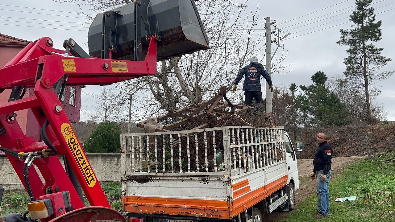 Massey Ferguson 148 kia bongo asistan kepçe oğuzyiğit ile hurda yükleme aksiyonu Hurdacı Hamza abi….