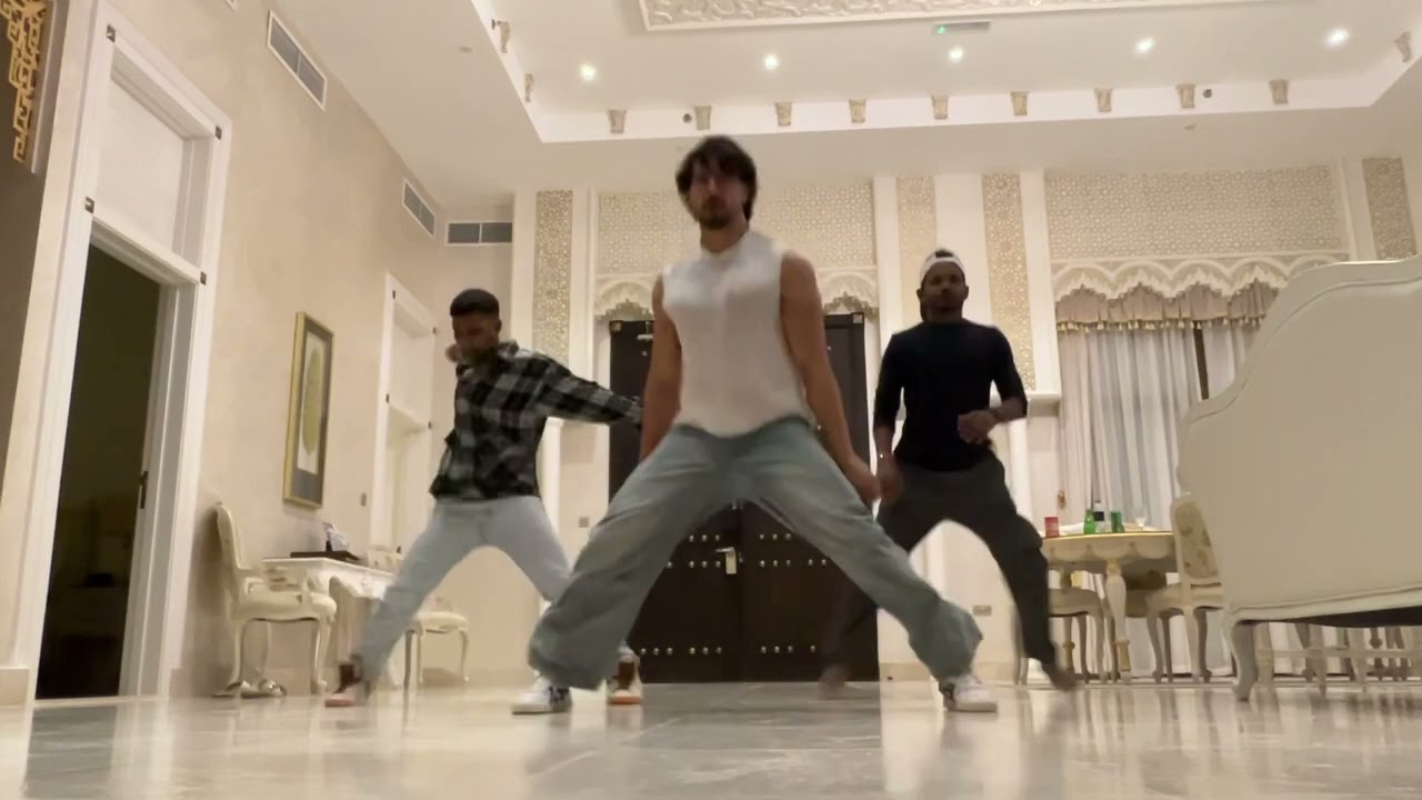 Rehearsal show time #tigershroff #teamtigershroff #youtube #filmfare2023
