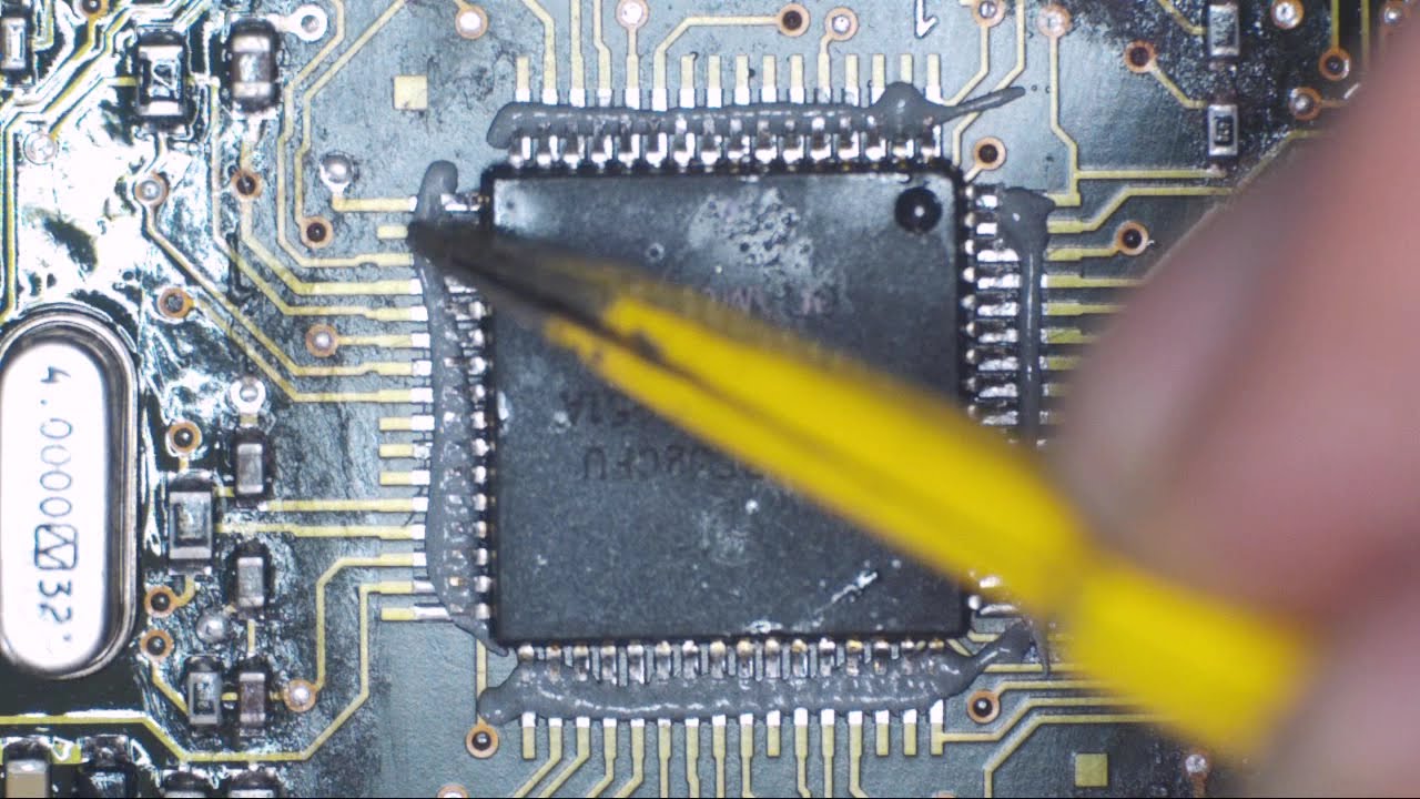 soldering a QFP64 with solder paste and hot air
