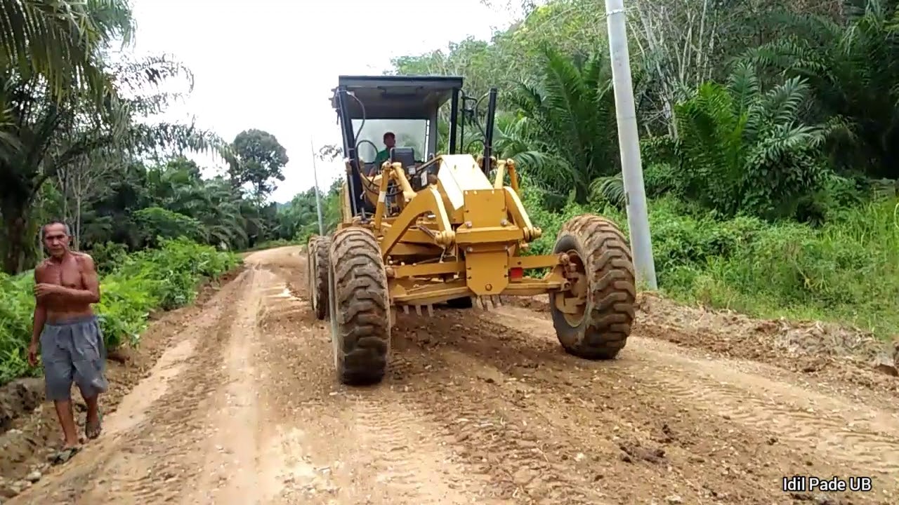Gleder / Grader Alat Berat