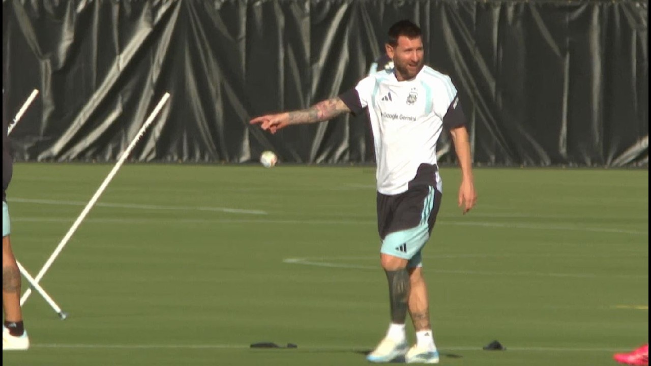 Messi Magic on Display in Argentina Training ✨🇦🇷
