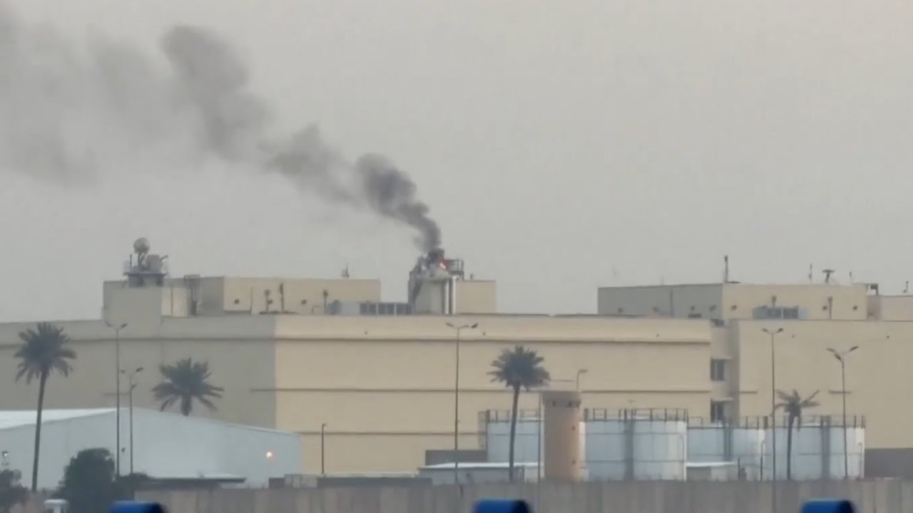 Посольство США в Багдаде подверглось нападению.