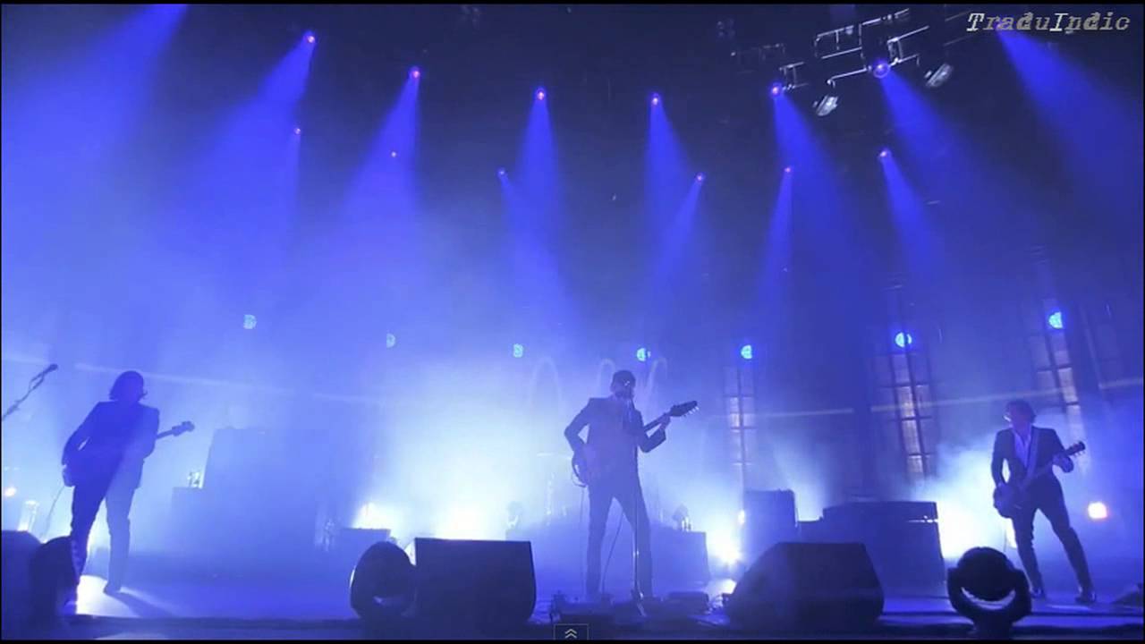 Arctic Monkeys- Do I wanna know? (inglés y español)