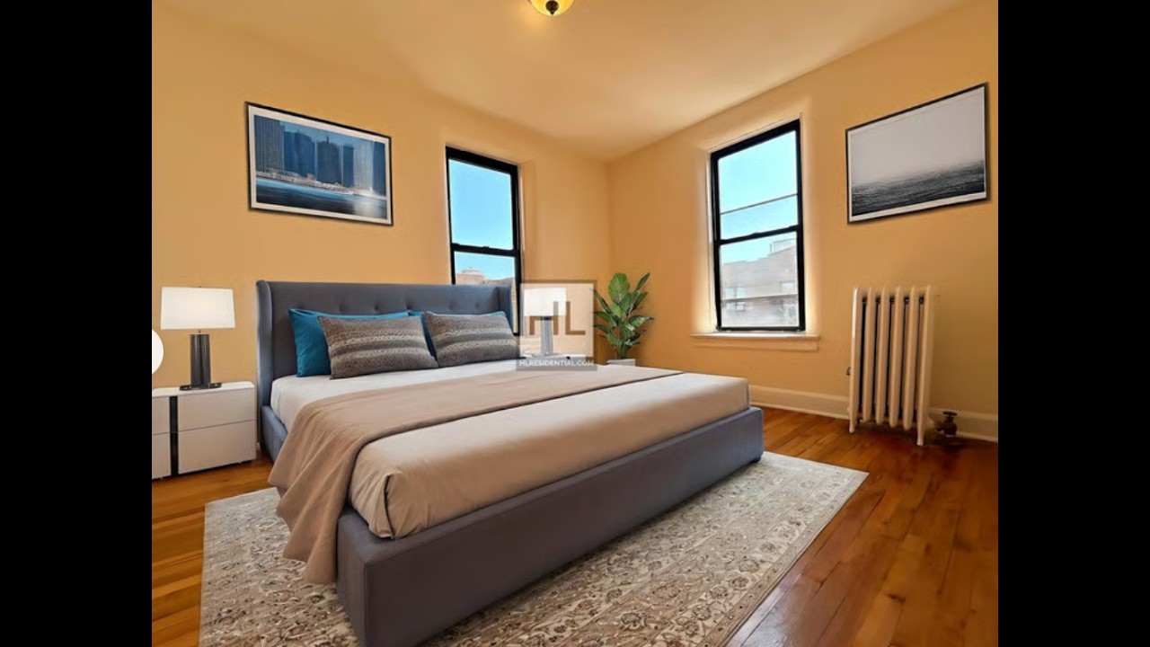 Q road Jr 1Bed Top FL