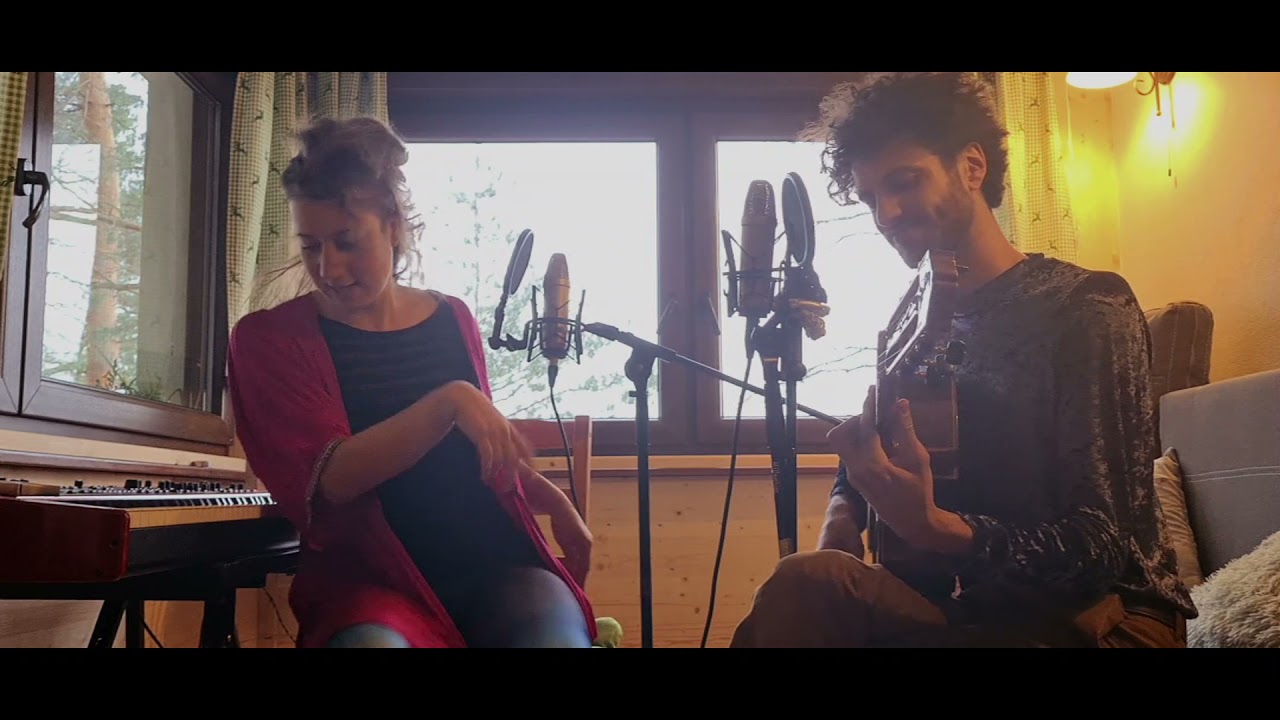 Paul & Anja - Toothpaste Kisses Cover