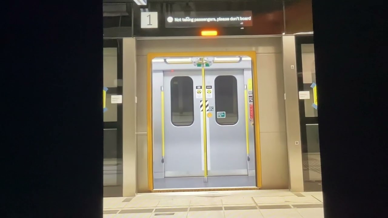 Arden trains!