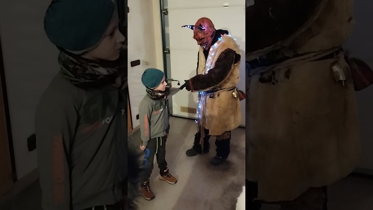 Mikuláš, anděl a čtyři krampusáci..