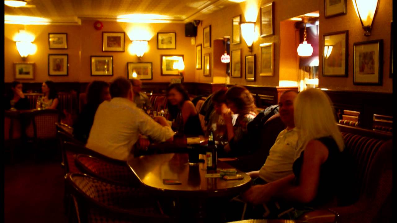 Brady's Pub & The Clock House & B2 Night Club - Maynooth Pubs - Trad Music Maynooth